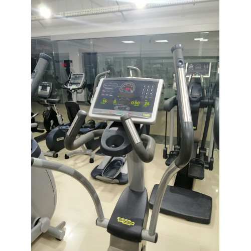 Орбітрек  Technogym Synchro 700 (Б/У) - фото №4
